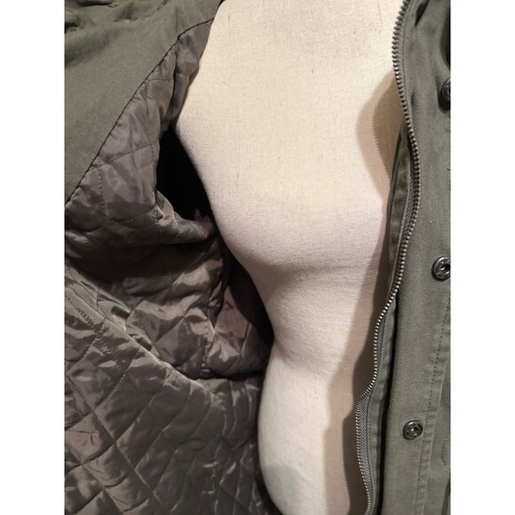 Tobi Green Coat Fur Hooded Parka Faux Leather Sleeves Quilted Lining Size Large - Picture 2 of 9